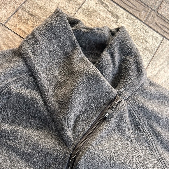 Women’s Cutter & Buck Fleece Jacket - Picture 4 of 13